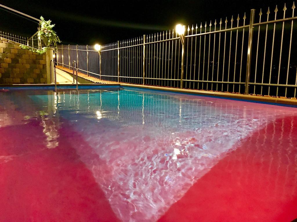 Wellness Suite Na' Canuna' Roddi Exteriör bild