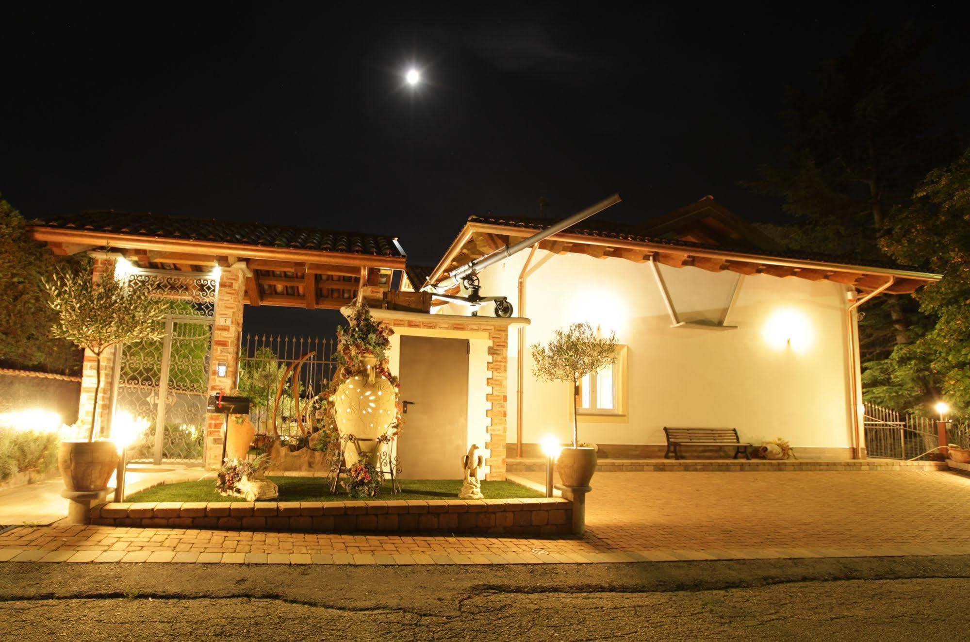 Wellness Suite Na' Canuna' Roddi Exteriör bild